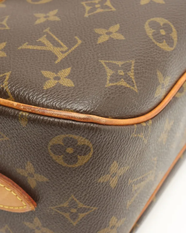 Louis Vuitton Monogram Blois Bag in Denim from A Retro Tale, photo 6 of 8