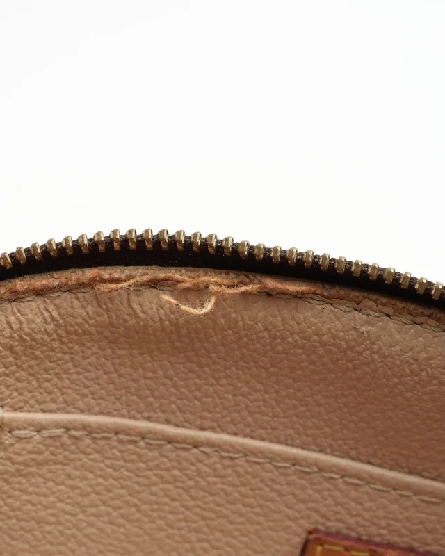 Louis Vuitton Monogram Cosmetic Pouch in Coated canvas from A Retro Tale, photo 8 of 9