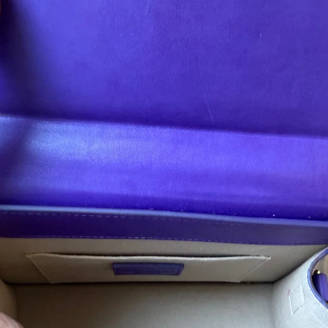 Jacquemus Le Grande Chiquito Purple Leather Top-Handle Bag in purple Leather from Poshmark, photo 5 of 9