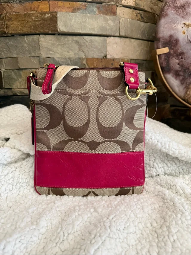 Coach Signature With Leather Swingpack Crossbody 41644 New in pink Leather from Poshmark