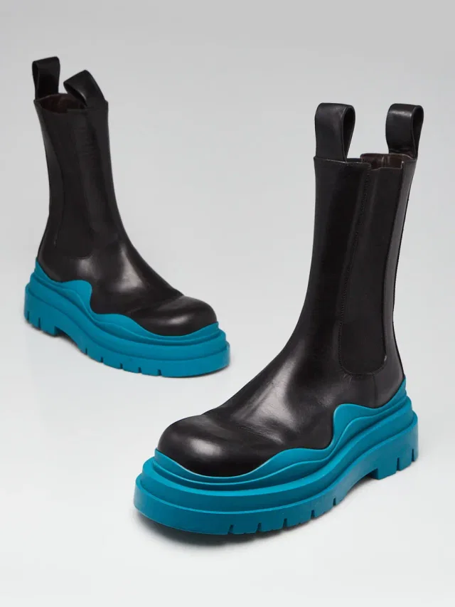 Bottega Veneta Black Leather Mid Calf Tire Boots Size 11/41.5 in Black Leather from Yoogis