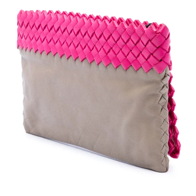 Bottega Veneta Intrecciato Trimmed Bicolor Nappa Clutch in Beige Nappa leather from Designer Revival, photo 2 of 6