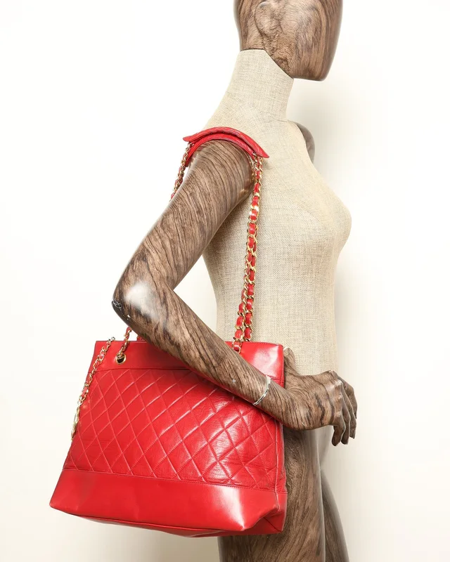Chanel CC Tote Bag in Denim from A Retro Tale, photo 11 of 11