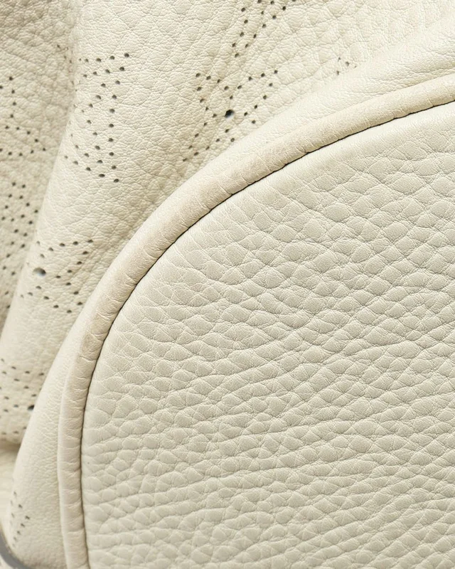 Louis Vuitton Mahina XL Bag in Leather from A Retro Tale, photo 6 of 9