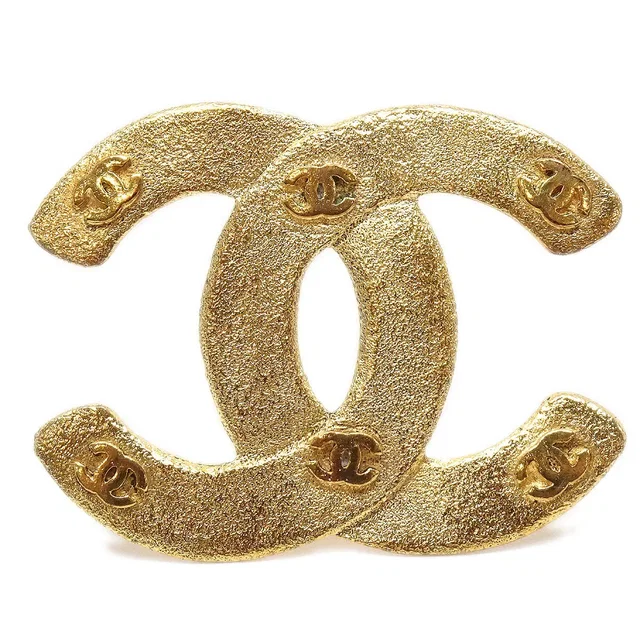 Chanel Brooch Pin Gold 1264/29 in Gold from AMORE Vintage Tokyo