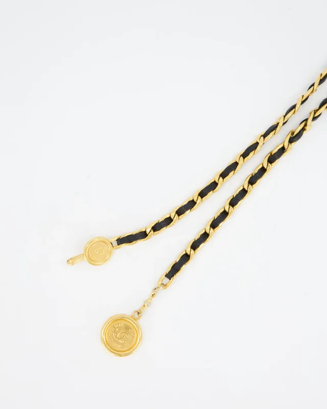 Chanel Vintage 24K Gold and Black Lambskin Leather Medallion Belt in Black Lambskin from Sellier, photo 2 of 5