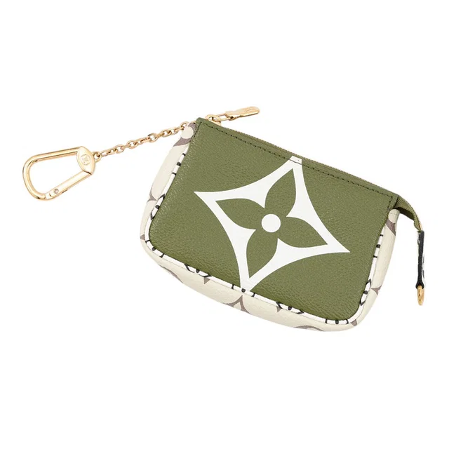 Louis Vuitton Mini Pochette Accessoires Beige/KhakiM67579 Monogram Giant in Beige from GALLERY RARE