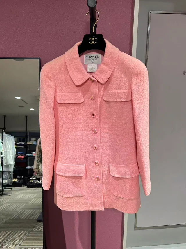 Chanel vintage PINK BLAZER in Pink from Luxury Promise