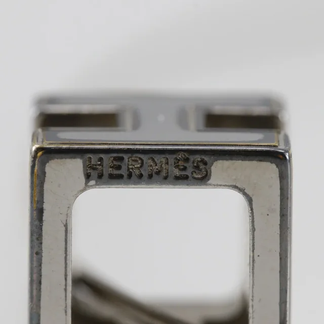Hermès Caged d'H Necklace Silver in Silver Enamel from LuxUness, photo 6 of 8