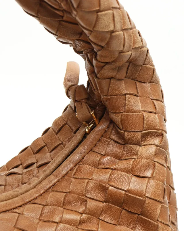 Bottega Veneta Medium Intrecciato Hobo Bag in Woven leather from A Retro Tale, photo 7 of 13