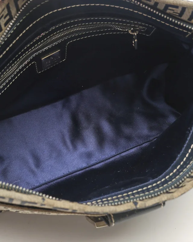 Fendi Zucchino Shoulder Bag in Canvas from A Retro Tale, photo 6 of 8