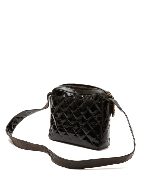 Chanel Patent Quilted Crossbody Bag in Patent leather from A Retro Tale, photo 3 of 8