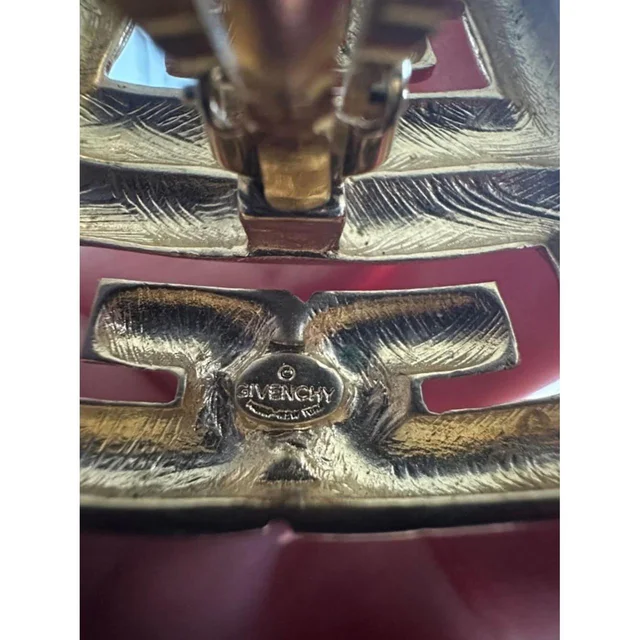 Givenchy Women's Jewelry - Gold in gold from Depop, photo 4 of 8