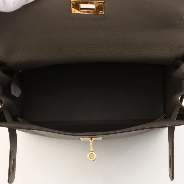 Hermès 2016 Kelly 28 Etoupe in Taupe Clemence leather from VINTAGE QOO TOKYO, photo 5 of 14