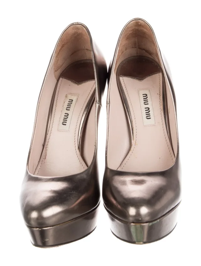 Miu Miu Patent Leather Pumps in brown|red Patent leather from The RealReal, photo 3 of 5
