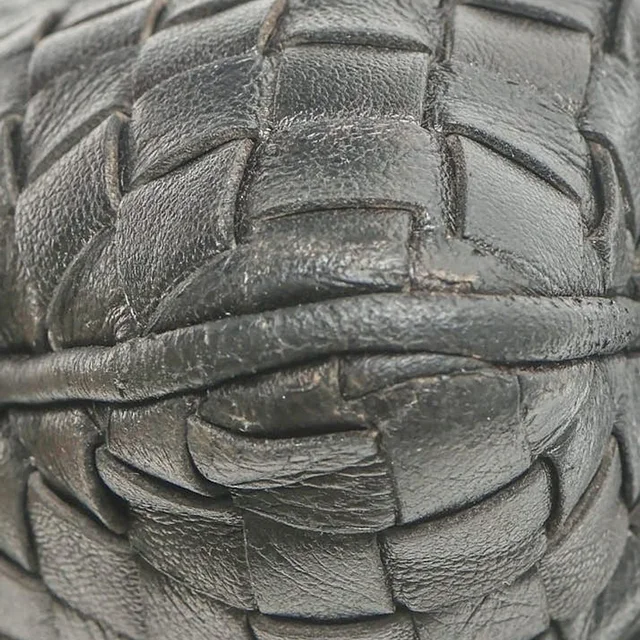 Bottega Veneta Intrecciato Hobo Bag in Woven leather from A Retro Tale, photo 6 of 8