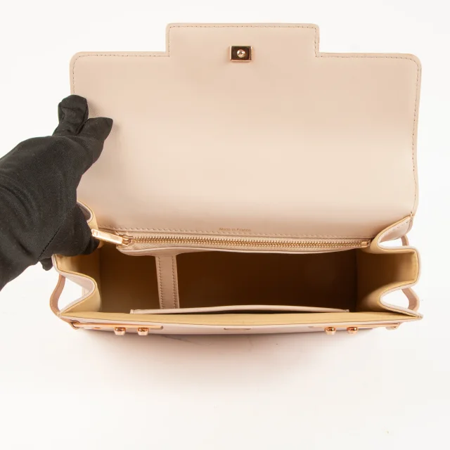 Delvaux Nude Calf Souple Tempête MM Bag in Leather from Labellov, photo 5 of 6