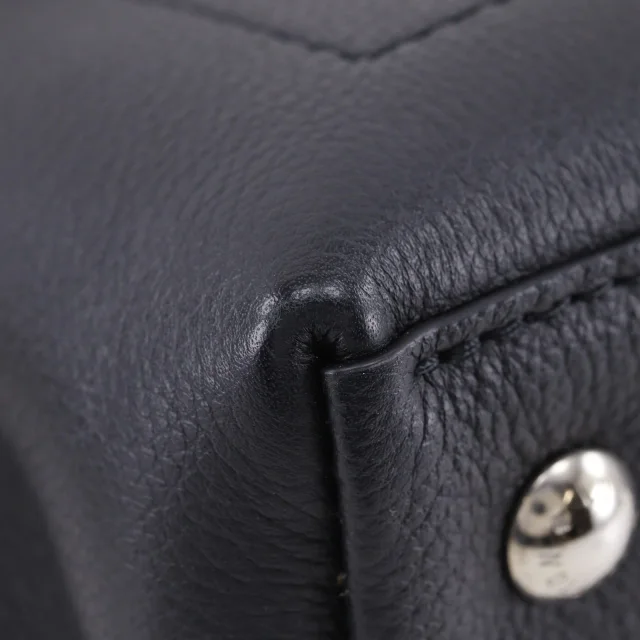Louis Vuitton Lockme Ever Mini Calfskin 2way bag in Black Calfskin from LuxUness, photo 4 of 17