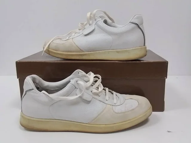 Gucci Leather-Trimmed Suede and Mesh Sneakers UK 7.5 in White Suede from Oxfam Online Shop, photo 2 of 7