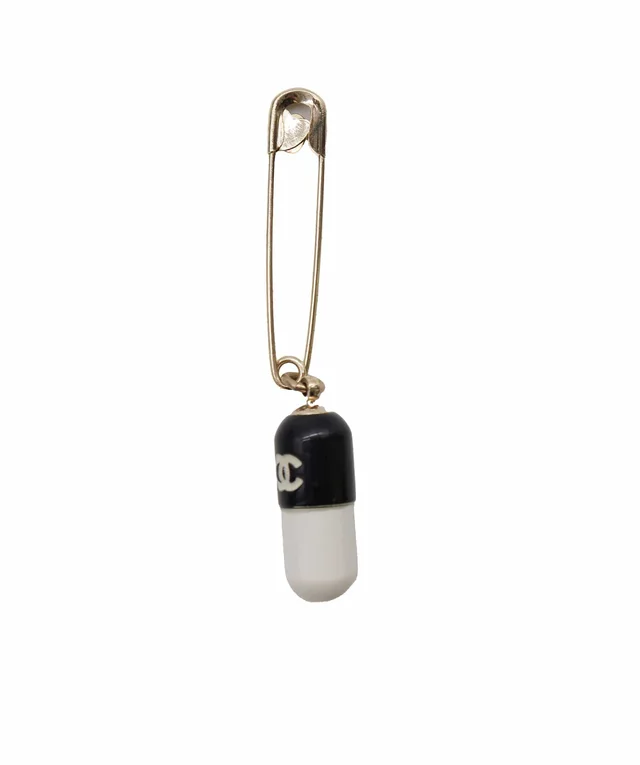 Chanel 80's pill pin from Luxury Promise, photo 2 of 2