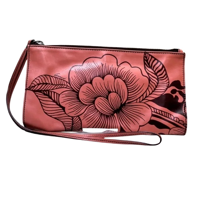 Gucci handbags in Leather from The Brand Collector, photo 1 of 1