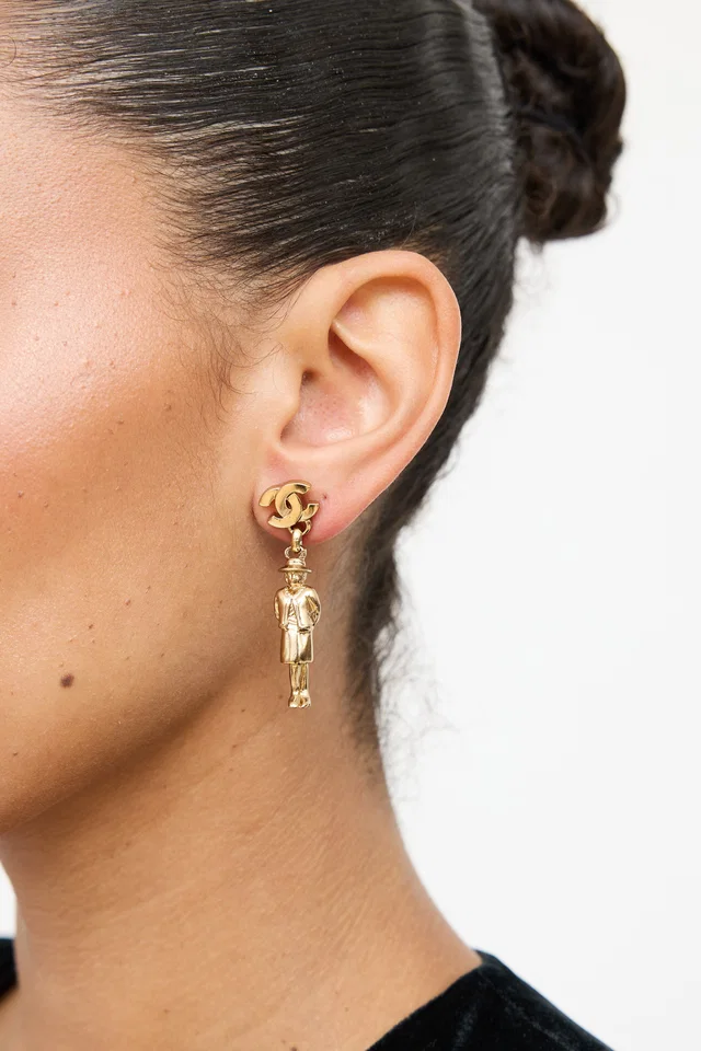 Chanel 2002 Mademoiselle Gold Drop Earrings in Gold from VSP Consignment