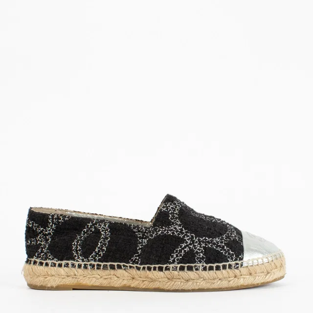 Chanel Black Tweed CC Silver Espadrilles - Size 39 in Black Tweed from Labellov