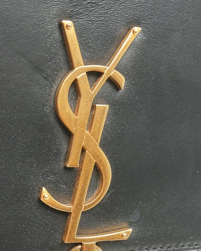 Saint Laurent Medium Monogram Kate Tassel Bag in Leather from A Retro Tale, photo 6 of 8