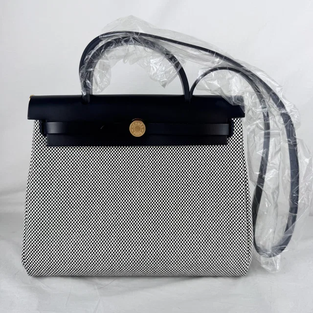 Hermès Herbag Zip 31 Retourne Bag in Hunter Leather, Leather, Metal from Reowned