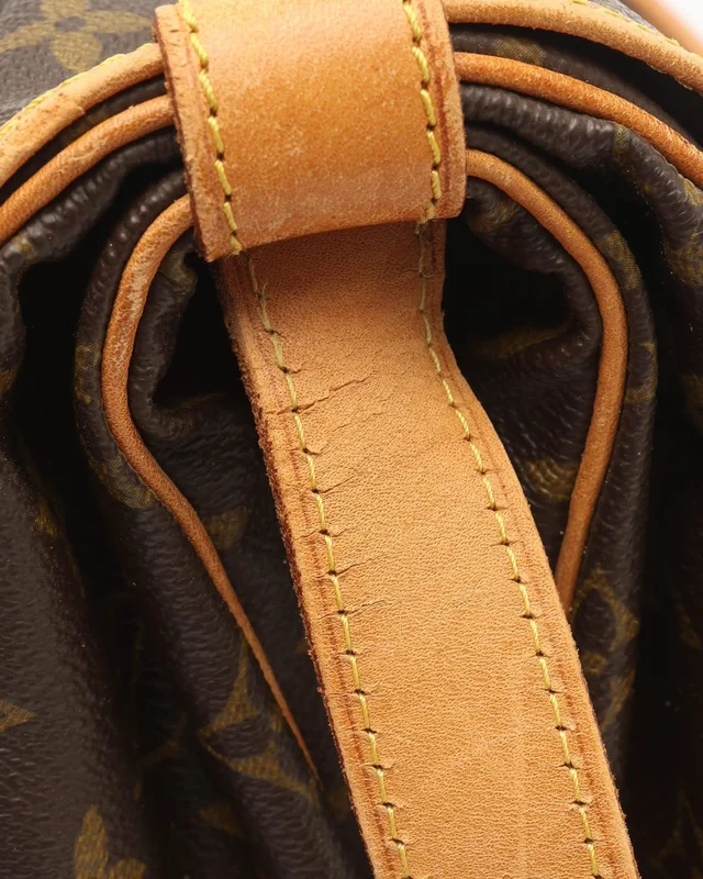 Louis Vuitton Monogram Saumur 35 Bag in Coated canvas from A Retro Tale, photo 7 of 11