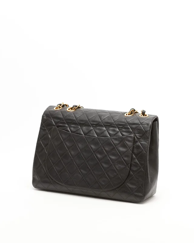 Chanel Classic Maxi Single Flap Bag in Lambskin from A Retro Tale, photo 3 of 12