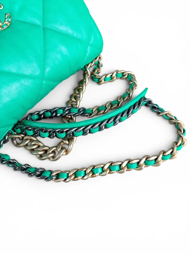 Green Lambskin Chanel 19 Large in Green Lambskin from Season 2 Consign, photo 6 of 10