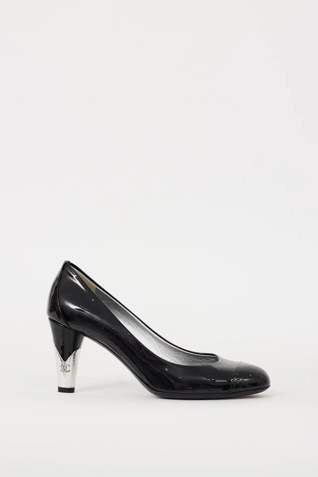 Chanel 2010 Patent CC Heel in Patent leather from VSP Consignment
