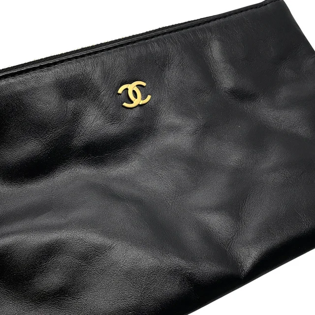 Chanel CHANEL22 ChainShoulder Bag BlackAS3261 Shiny Calf Leather Size Medium in Calfskin from GALLERY RARE, photo 11 of 13