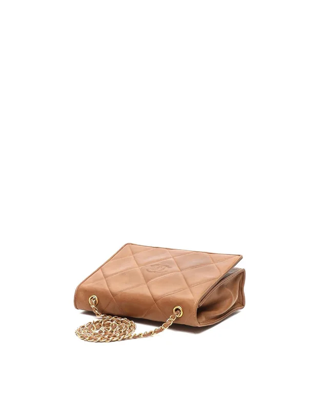Chanel Classic Single Full Flap Bag in Leather from A Retro Tale, photo 7 of 16