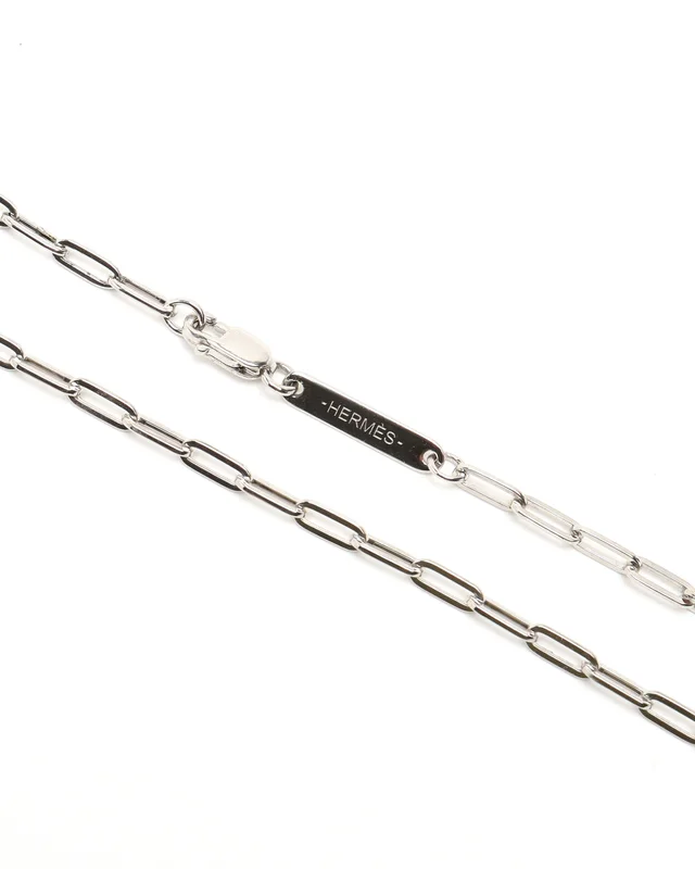 Hermès Talisman Pegasus Feather Necklace in Silk from A Retro Tale, photo 5 of 5
