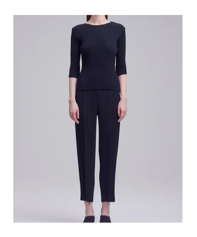 Issey Miyake Pleated casual trousers, photo 4 of 6 from SENSER