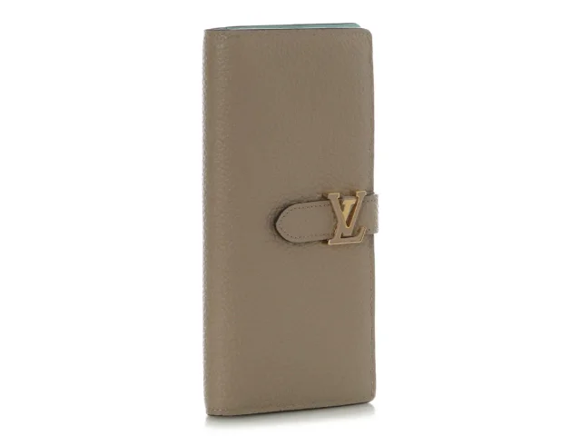 Beige Pebble Taurillon LV Vertical Wallet in Beige Leather from Ann's Fabulous Finds, photo 4 of 8