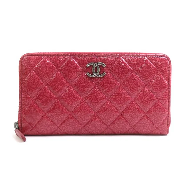 Chanel Zip Around Wallet in Patent leather from The Reluxe