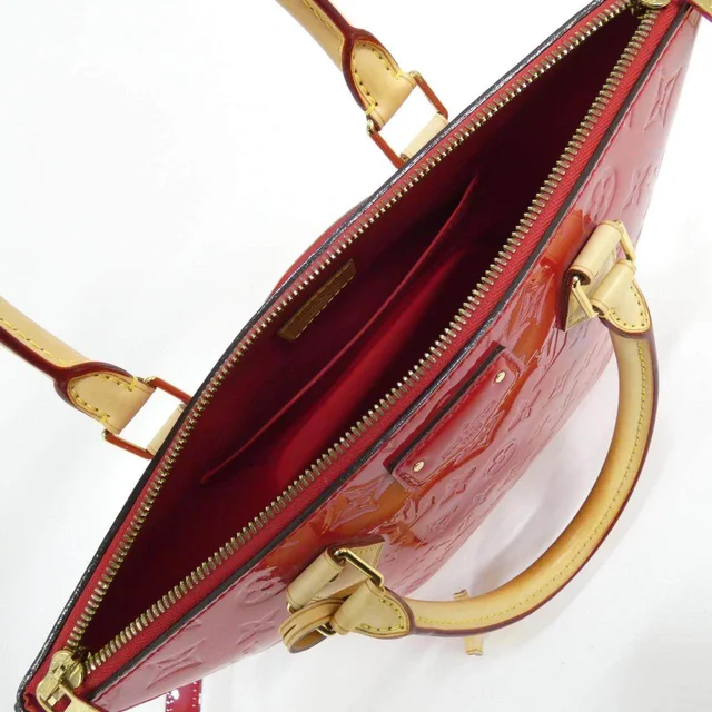 Louis Vuitton Vernis Montebello enamel handbag in Red Resin / Acrylic from LuxUness, photo 10 of 10