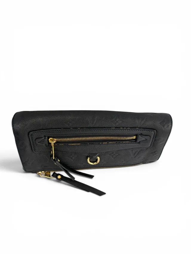 Louis Vuitton Petillante Dark Navy Leather Clutch in Navy Leather from Season 2 Consign, photo 6 of 8