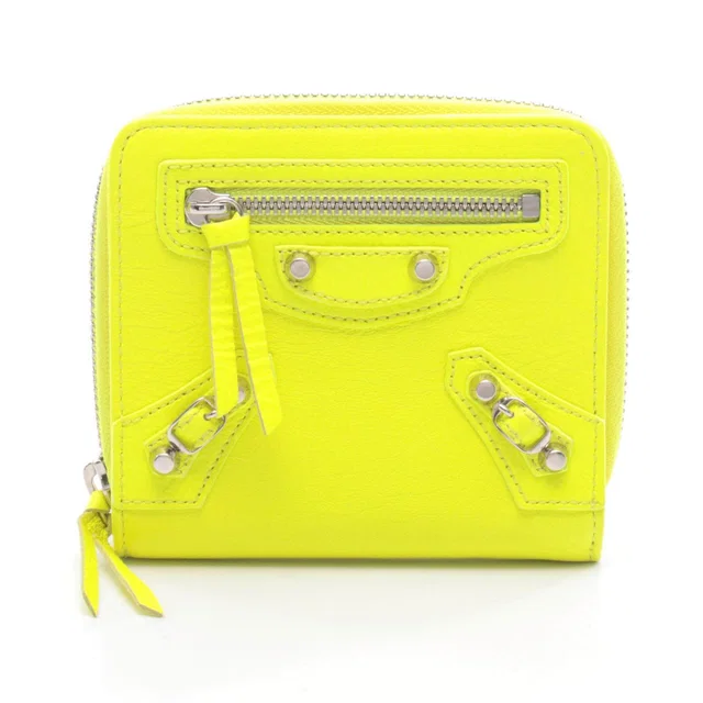Balenciaga Classic Billfold Zip Leather Wallet in Leather from LuxUness