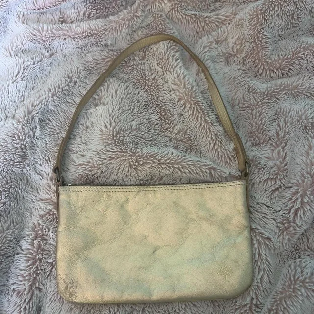 Mulberry Women's Bag - Cream/Tan in brown|neutral from Depop, photo 1 of 1