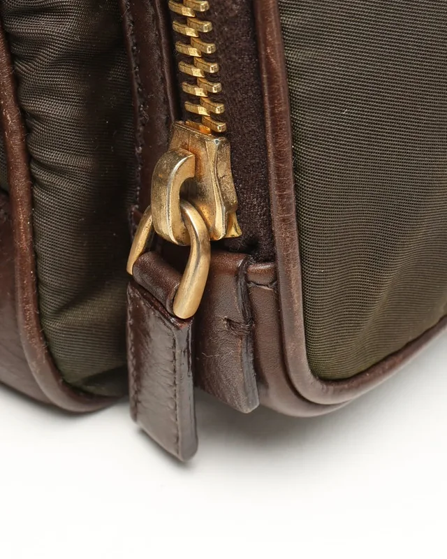 Prada Tessuto Shoulder Bag in Nylon from A Retro Tale, photo 10 of 15