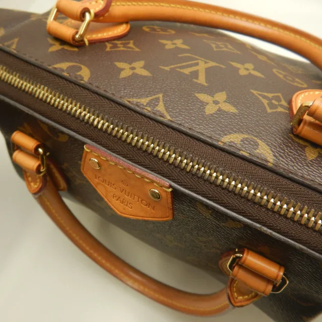 Louis Vuitton Turenne Monogram Handbag in Brown Canvas from LuxUness, photo 9 of 19