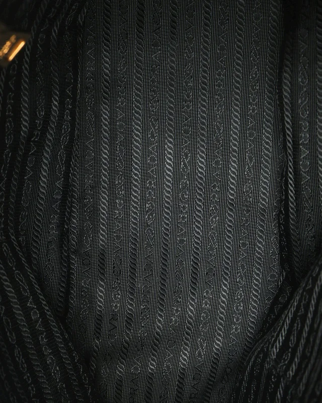 Prada Small Saffiano Galeria Bag in Saffiano leather from A Retro Tale, photo 7 of 8