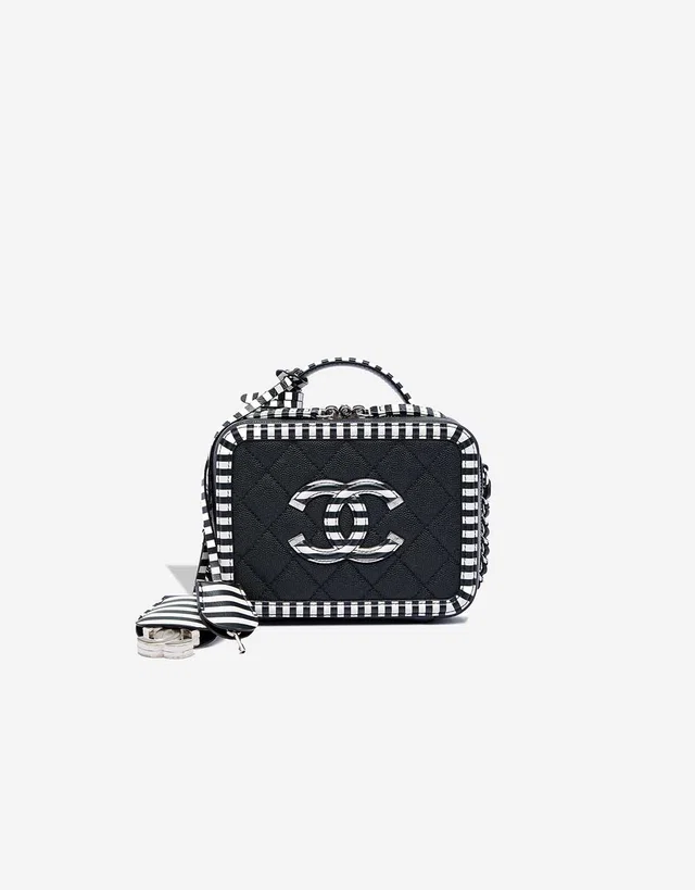 Chanel Vanity Small Caviar Black / White / Red in Black, Multicolour, White Caviar leather from SACLÀB