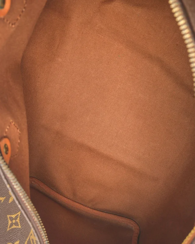 Louis Vuitton Monogram Speedy 40 Bag in Coated canvas from A Retro Tale, photo 7 of 8
