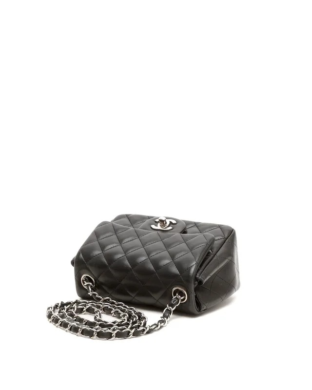 Chanel Classic Mini Single Flap Bag in Leather from A Retro Tale, photo 4 of 10
