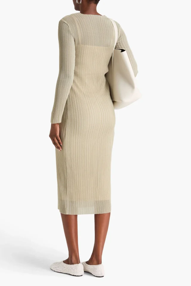 Vince. Plissé-Gauze Midi Dress in Green, photo 3 of 4 from THE OUTNET